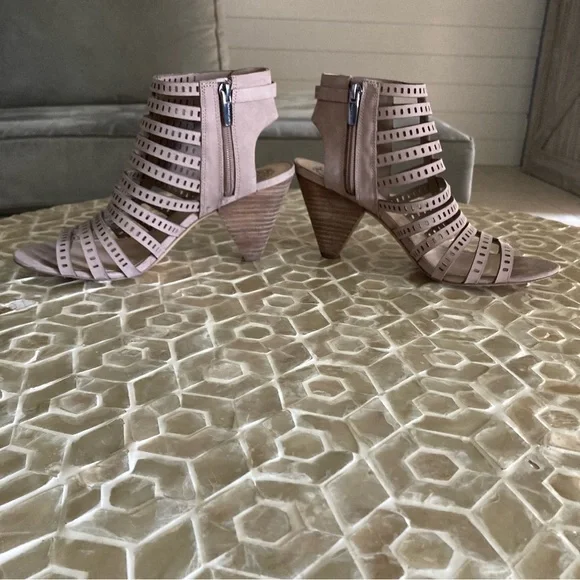 Vince Camuto Evalina Cone-Heel Dress Sandals in ‘dusty mink’ - Picture 4 of 10